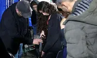 تصاویری وایرال شده از آموزش کار با تفنگ در میدان ونک