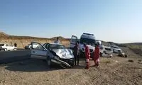 تصادف مرگبار زنجیره‌ای در آزادراه اصفهان - کاشان