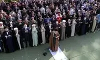 عکس پربازدید از مقام ارشد سپاه در نماز عید فطر 