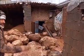 تخریب منازل مسکونی بر اثر سیل ویرانگر کرمانشاه