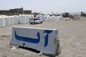 تصاویری از بازار داغ خرید مخزن آب در تهران
