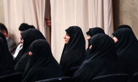 عکسی از جمیله علم الهدی در بیت رهبری