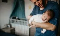 چرا بی‌خوابی نوزادان در شب نشانه‌ خوبی است؟