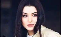 عکس جذاب هانده ارچل با آرایش غلیظ