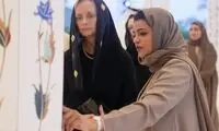 حجاب سفیر آمریکا هنگام بازدید از مسجد شیخ زاید