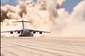 توانایی عجیب هواپیمای باری آمریکایی در تیک‌اف از صحرا
