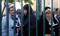 تصویری که از چند مادر نگران در تهران وایرال شد