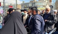 عکسی از حجت‌الاسلام مجتبی خامنه‌ای در راهپیمایی