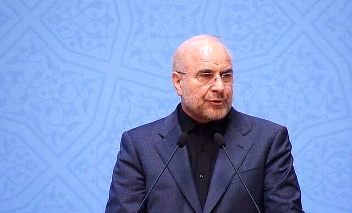 استقبال عجیب نمازگزاران جمعه پاکستان از قالیباف!