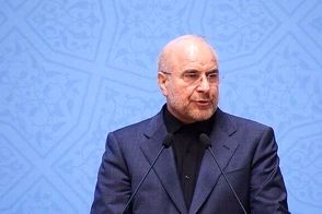 استقبال عجیب نمازگزاران جمعه پاکستان از قالیباف!