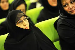 تدریس ناشناس همسر رهبر انقلاب در مدارس جنوب شهر