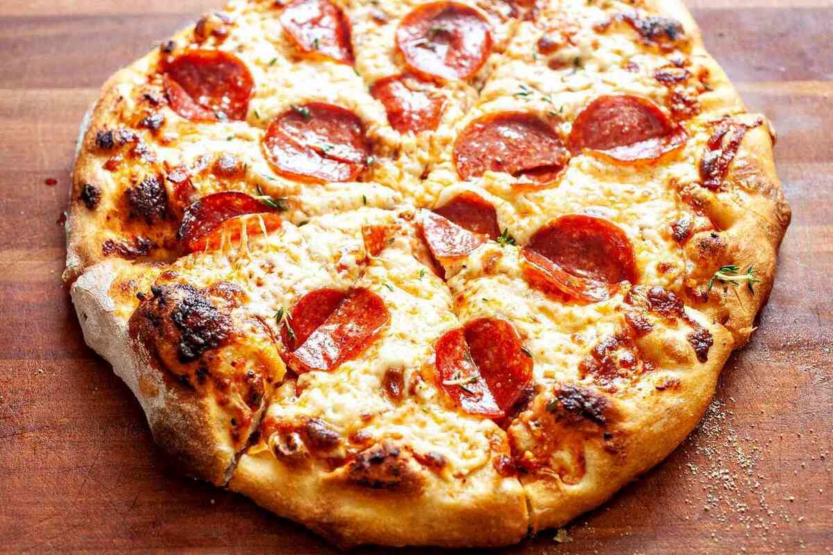 دلیل اصلی نپختن و خام ماندن خمیر پیتزا
