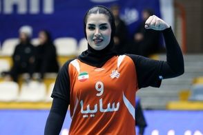 دزدی از همسر دانیال اسماعیلی‌فر وسط خیابون!
