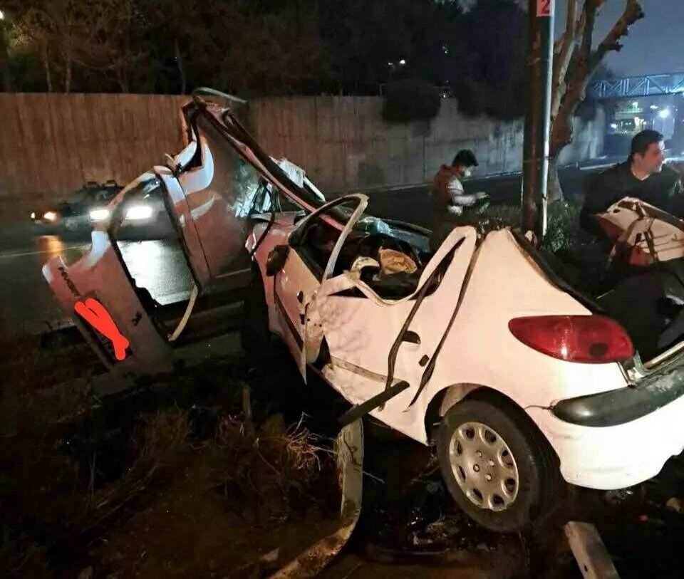 تصاویر وحشتناک از تصادف چند خودرو در ایلام 