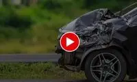 فرار یک زن از له شدن زیر چرخ‌های یک خودرو در پارکینگ!