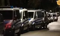 ویدئو خبرساز از یورش صدها پلیس به یک مرکز اسلامی