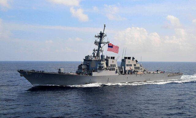 حمله شبانه یمن به ۲ کشتی آمریکایی در خلیج عدن