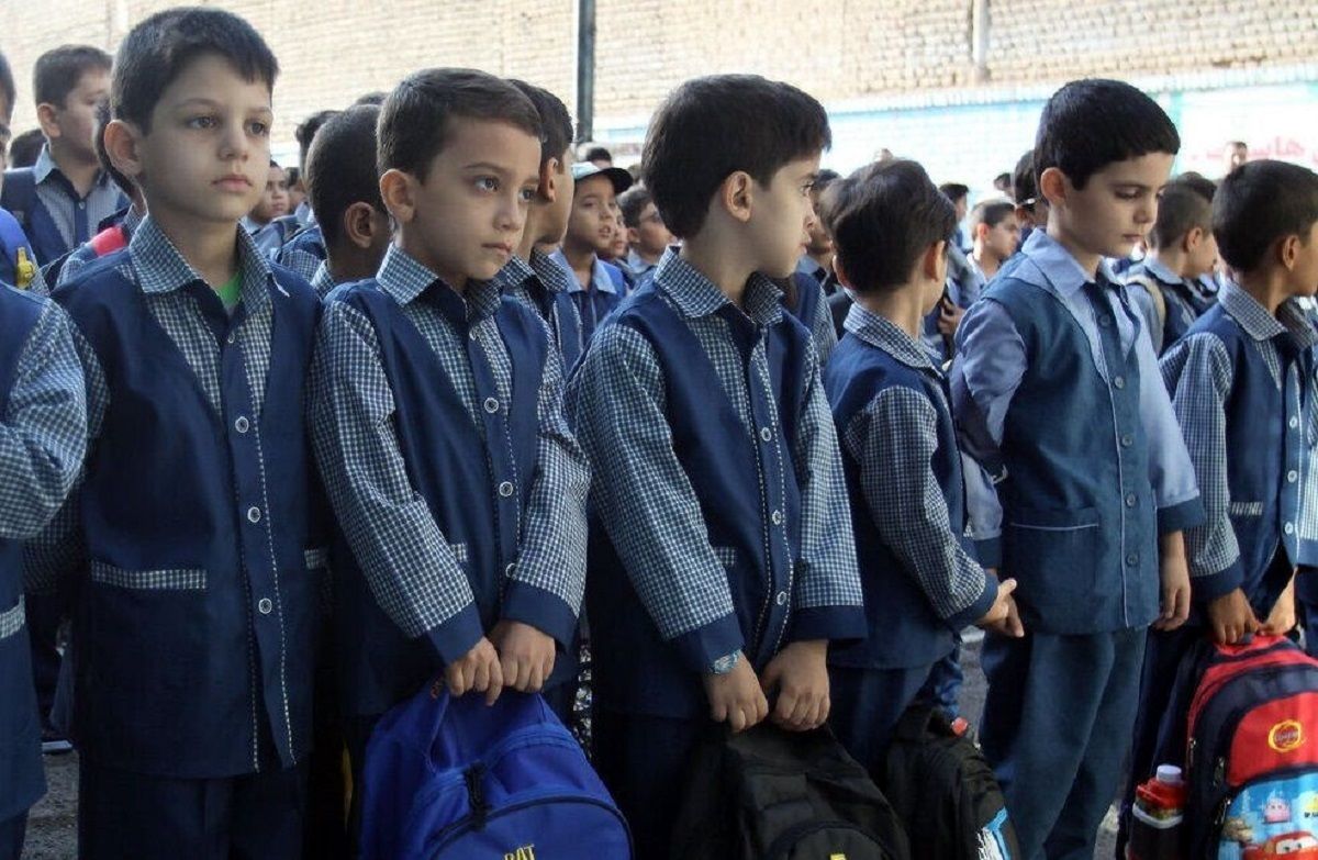 روپوش دانش‌آموزان تا ۳ سال تغییر نمی‌کند