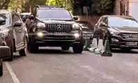 جولان غول‌پیکرترین محصول بنز در خیابان‌های تهران