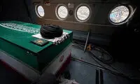 انتقال پیکر رهبر شهید به حرم رضوی با بالگرد
