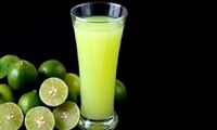 فواید شگفت‌انگیز نوشیدن آب لیمو