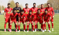 پای لرزان پرسپولیس در یک‌چهارم