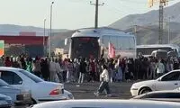 استقبال بی‌نظیر مردم یزد از کاروان پرسپولیس