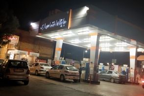 ویدئو شاد و دیدنی از فضای یک پمپ بنزین در شیراز 