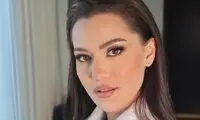کریسمس عاشقانه بازیگر زن مشهور و همسرش