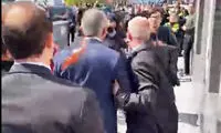 ویدئوی صابرین‌نیوز از حمله به رضا پهلوی در آلمان
