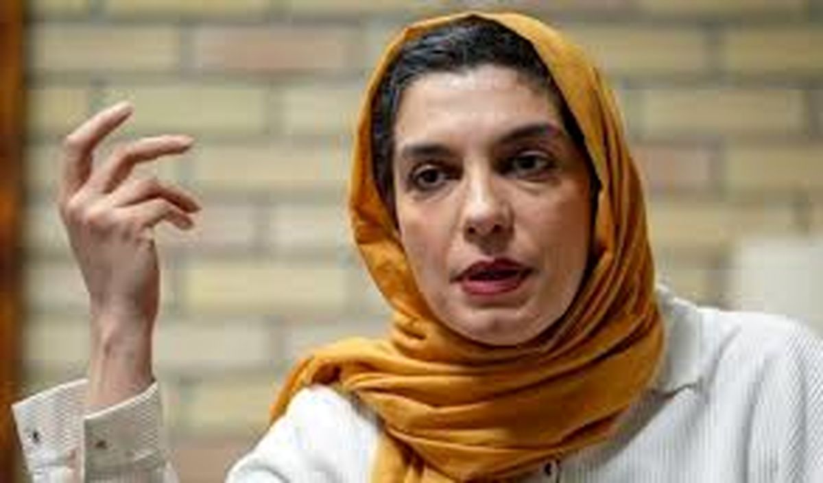 خنده غیرمنتظره الیکا عبدالرزاقی هنگام روایت فوت پدرش!