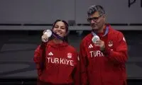 تیرانداز معروف المپیک ایلان ماسک را به چالش کشید