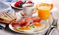 بهترین و بدترین صبحانه‌ها برای کنترل کلسترول خون