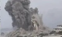لحظه سقوط برج مراقبت دریایی چابهار