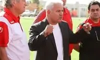 قابی از خداحافظی مار زنگی آسیا در دربی