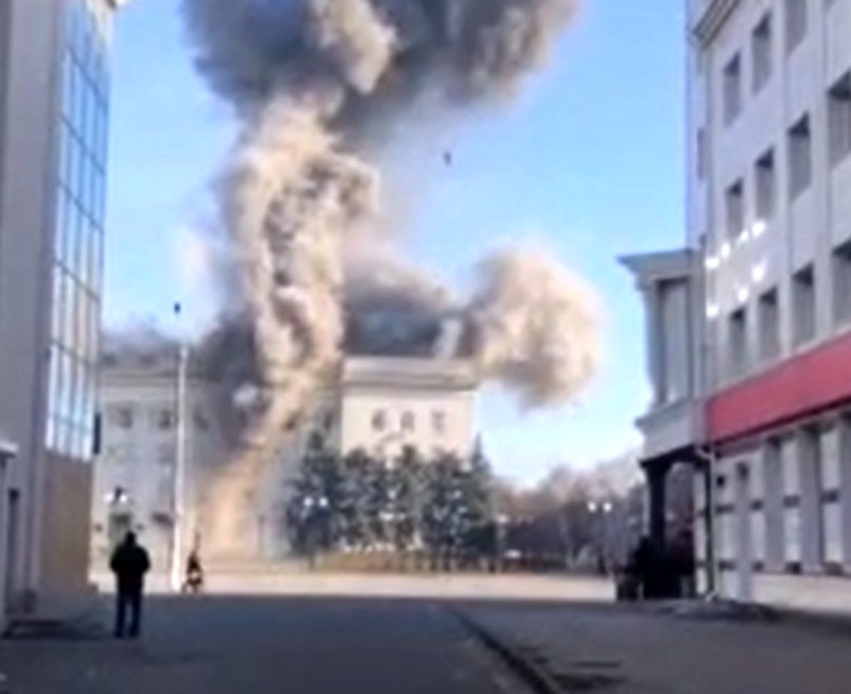 حمله موشکی روسیه به دفتر زلنسکی