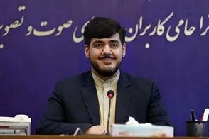 استقلالی‌ها به صداوسیما: به جای کری‌خوانی، پشت نماینده ایران باشید