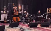 شعار زن زندگی آزادی روی پیراهن کیهان کلهر 
