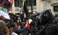 برخورد پلیس با معترضان مقابل سفارت ایران