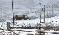 برف زیبا، این جاده مرزی ایران را در آغوش گرفت