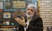 فروغی به رضاشاه و شاه درس ایران باستان می‌داد
