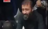 روضه‌خوانی عبدالرضا هلالی در کنار پیکر رهبر شهید 