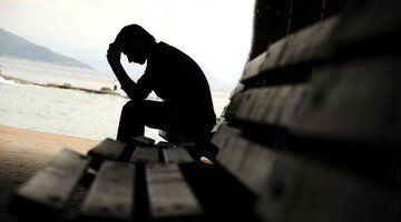 ۱۱ روش درمان طبیعی افسردگی که خوب است بدانید