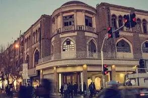 تصویری تماشایی از خیابان لاله‌زار ۱۴۰ سال پیش