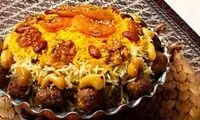 طرز تهیه گردو پلو با مرغ ریش‌ریش؛ شیک و مجلسی