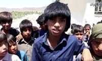 رفتار غیرانسانی با ۳۰۰ دانش‌آموز در ایران