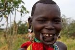  روش وحشتناک زنان آفریقایی برای داشتن لب‌های زیبا