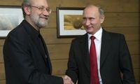 لاریجانی حامل پیام رهبری برای پوتین شد