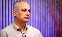 احمد زیدآبادی: ترامپ واقعاً دردسرساز است