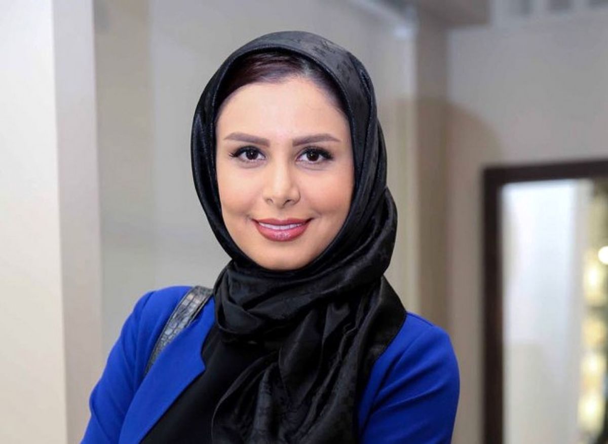 لباس مجلسیِ مجری سابق صداوسیما جلب توجه کرد
